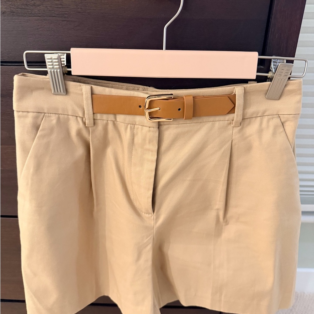 LOFT Beige Women's Bermudas with Belt
